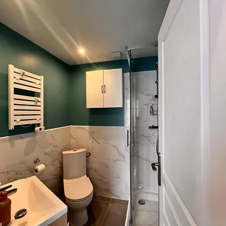 Le Mini Voltaire A 900 M De La De Malo-les-bains *